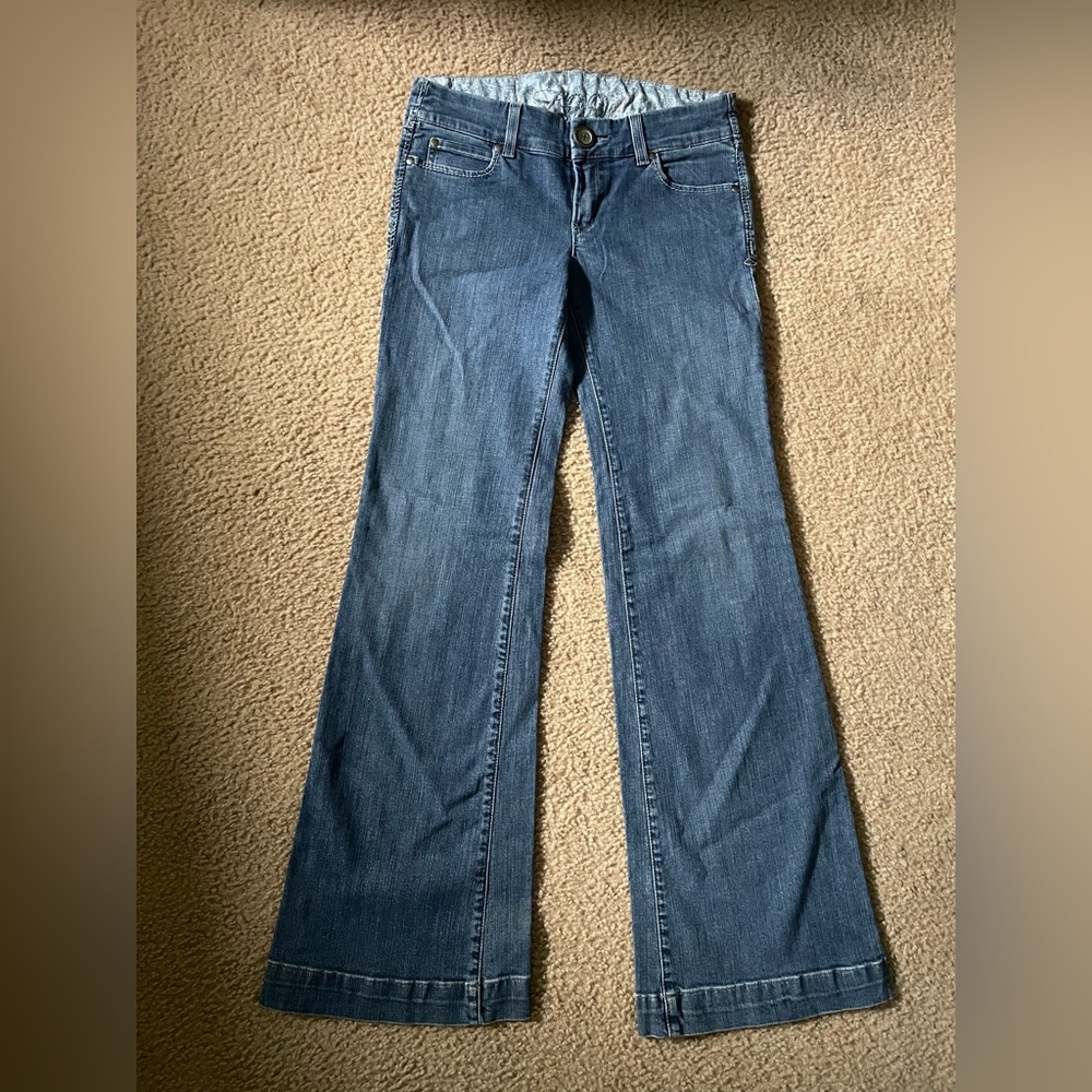 Level 99 Women’s Low Cut Flare Jeans Sz.27